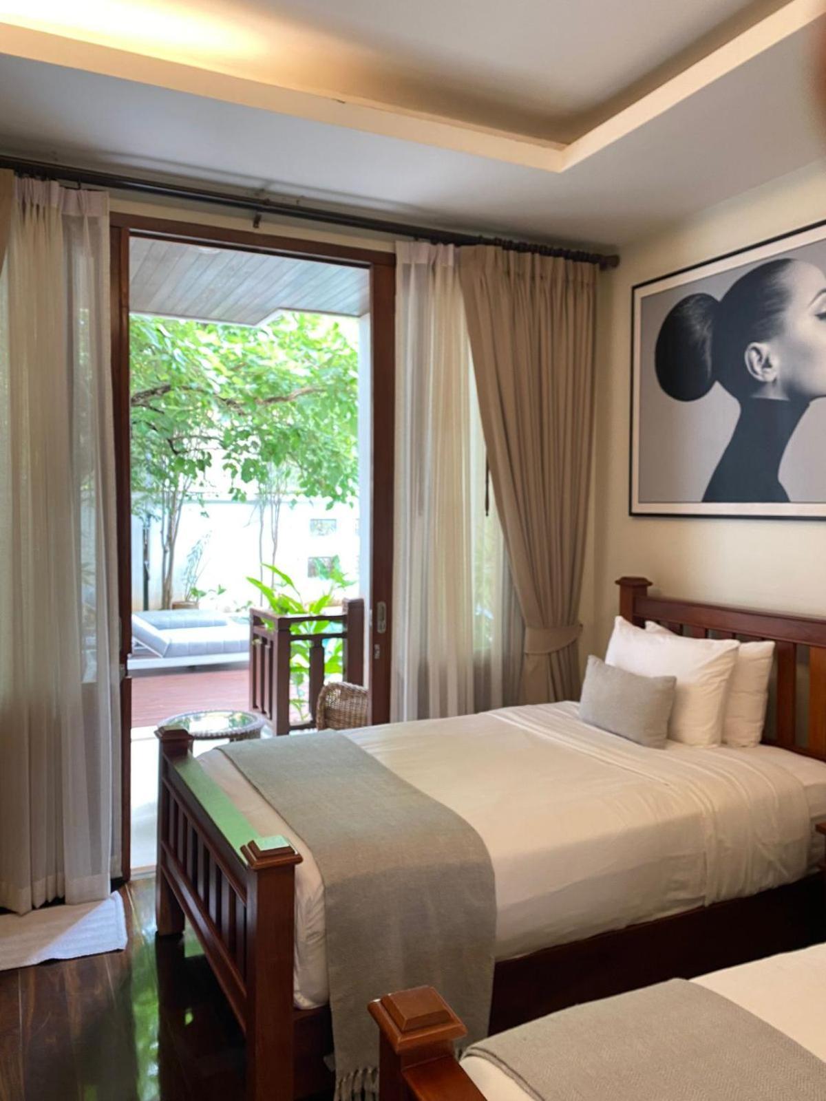 Athena Hotel Pakxe Eksteriør billede